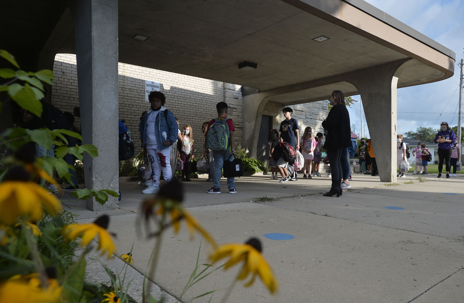 FIRST DAY OF SCHOOL - SOUTHPORT ELEMENTARY